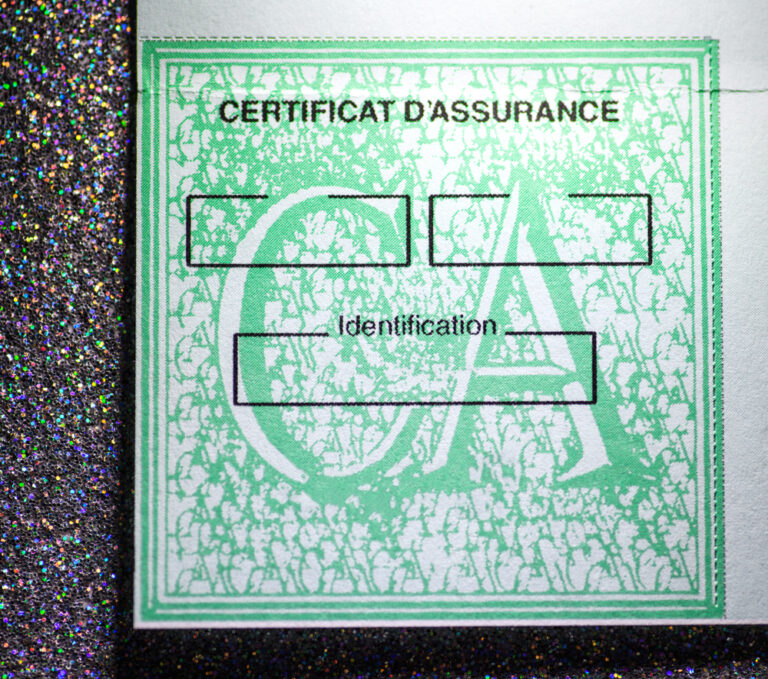 découvrez l'importance de la carte verte pour votre assurance auto. informez-vous sur ses avantages, votre couverture en cas d'accident, et comment choisir la meilleure assurance pour une conduite sereine.