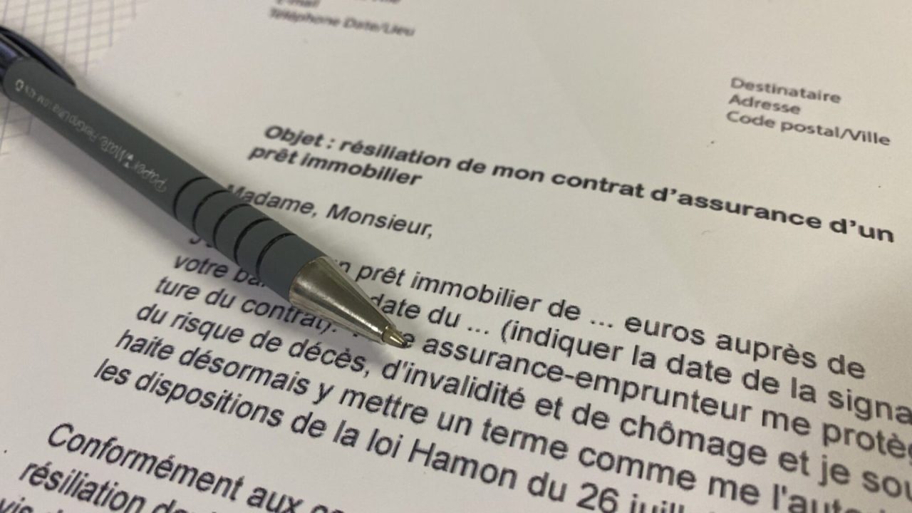 découvrez comment résilier facilement votre contrat d'assurance avec nos conseils pratiques et guides étape par étape pour éviter les pièges courants et maximiser vos droits.