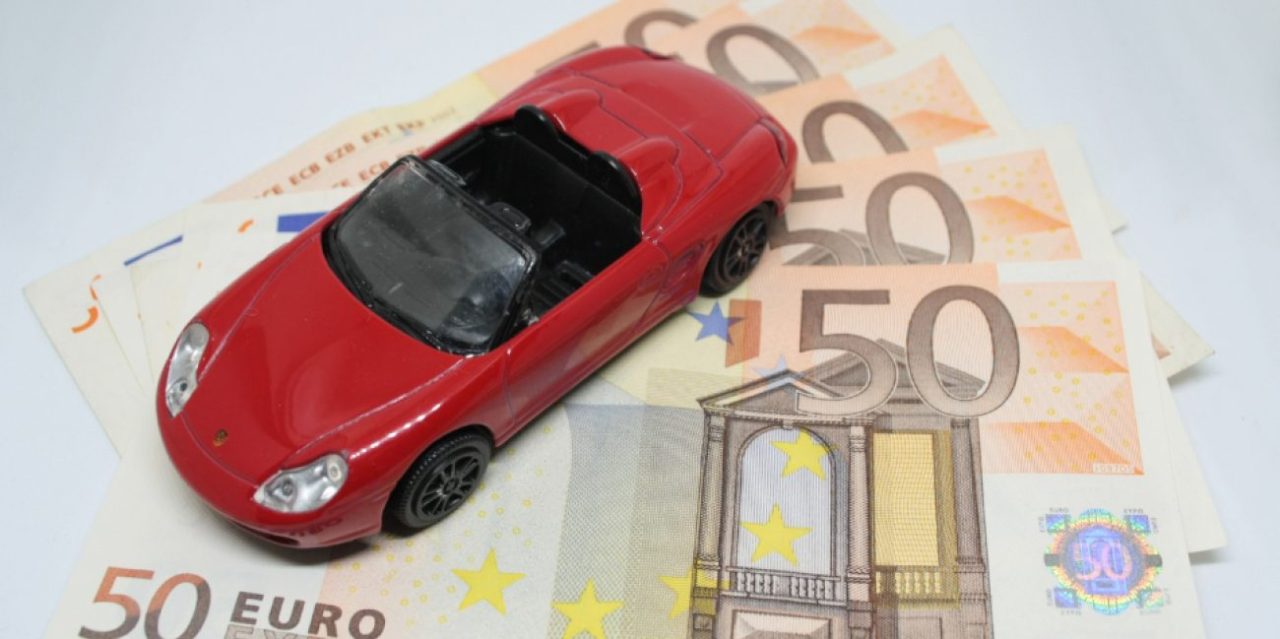 découvrez tout ce qu'il faut savoir sur les primes d'assurance en 2026 : évolutions, facteurs d'augmentation et conseils pour maîtriser votre budget.