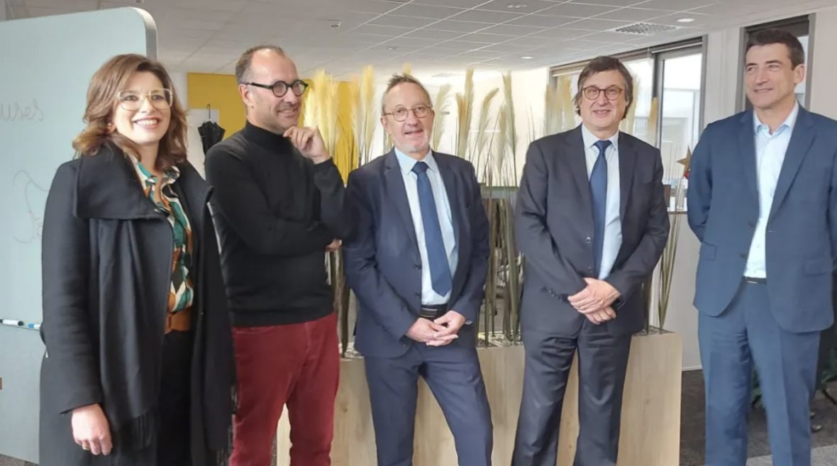 la macif investit 50 millions d'euros dans cosmobilis pour soutenir l'innovation et le développement durable dans le secteur de la mobilité.