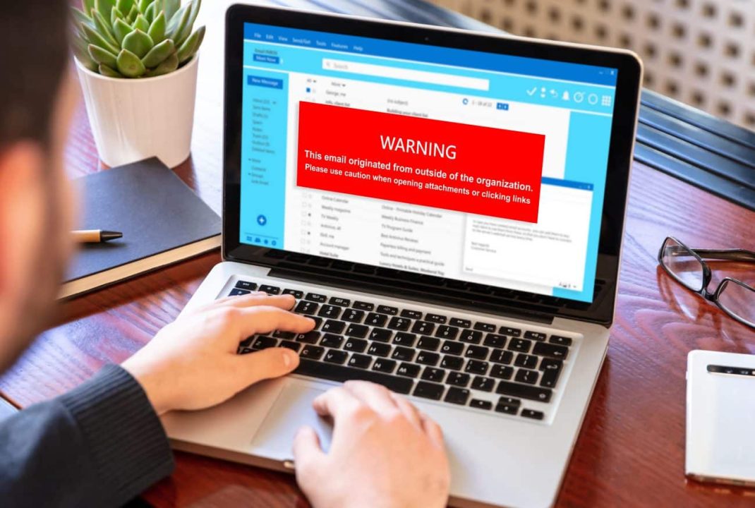 découvrez comment identifier et éviter les arnaques liées à la carte verte, protégez-vous contre les fraudes et restez informé des bonnes pratiques sécuritaires.