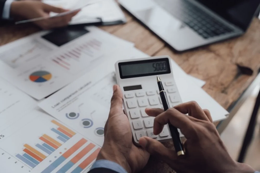 découvrez des astuces efficaces pour réduire le coût de votre assurance habitation et économiser sur vos mensualités tout en bénéficiant d'une protection optimale.