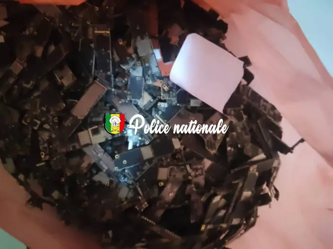 découvrez une enquête approfondie sur un réseau international de recel automobile, révélant des pratiques illégales et les investigations menées pour démanteler ce trafic.